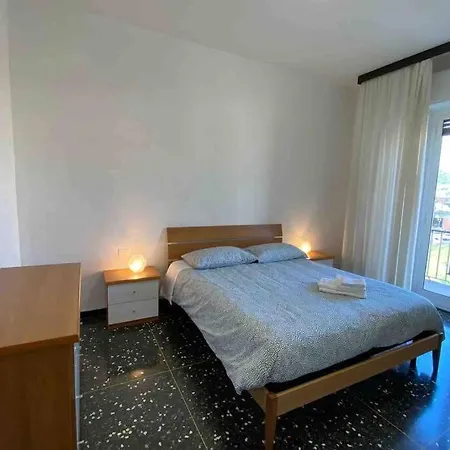 Lejlighed Luminoso E Ampio, 400 Metri Dal Mare