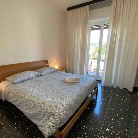 Luminoso E Ampio, 400 Metri Dal Mare Albisola Superiore